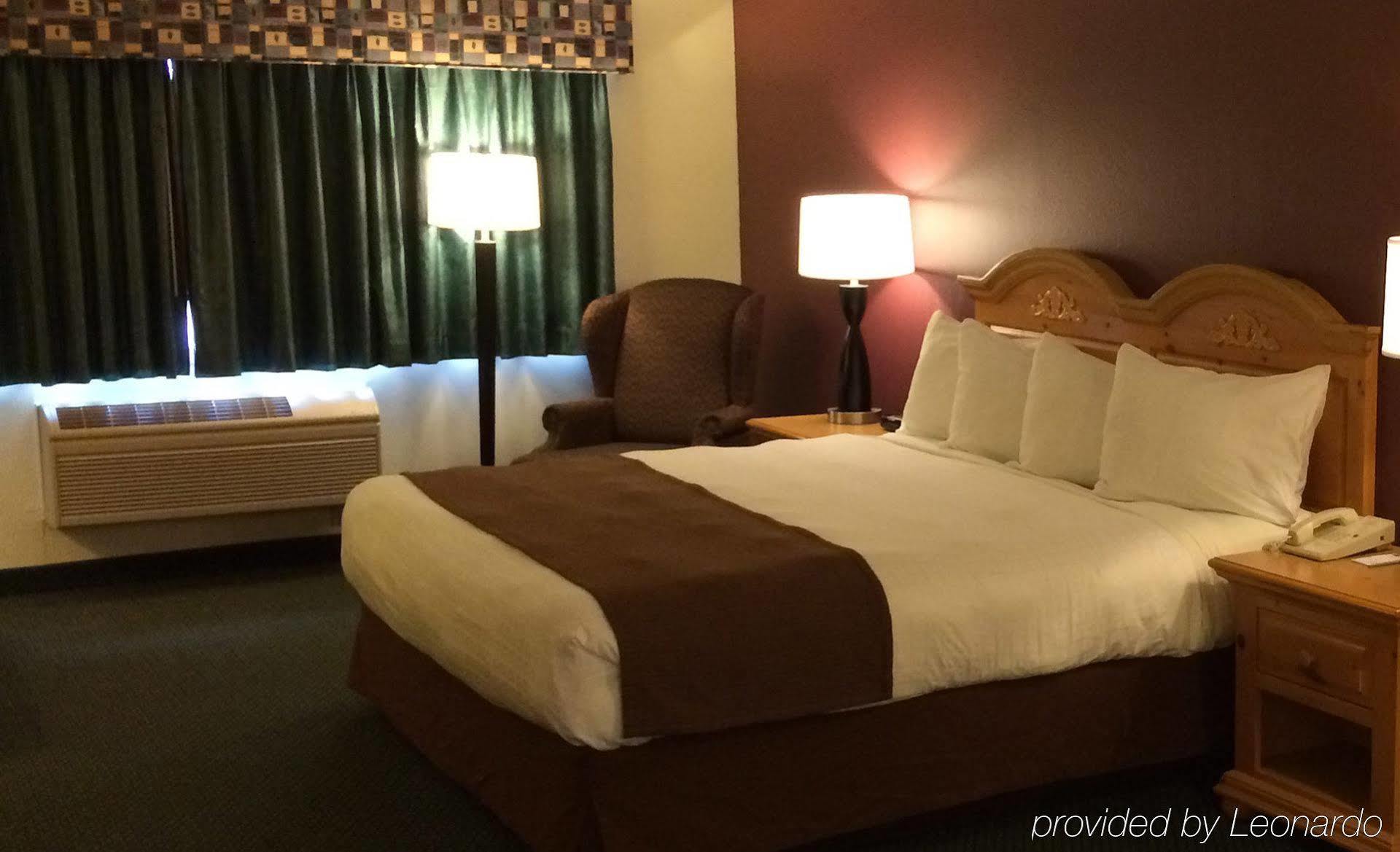 Americinn By Wyndham Hotel
